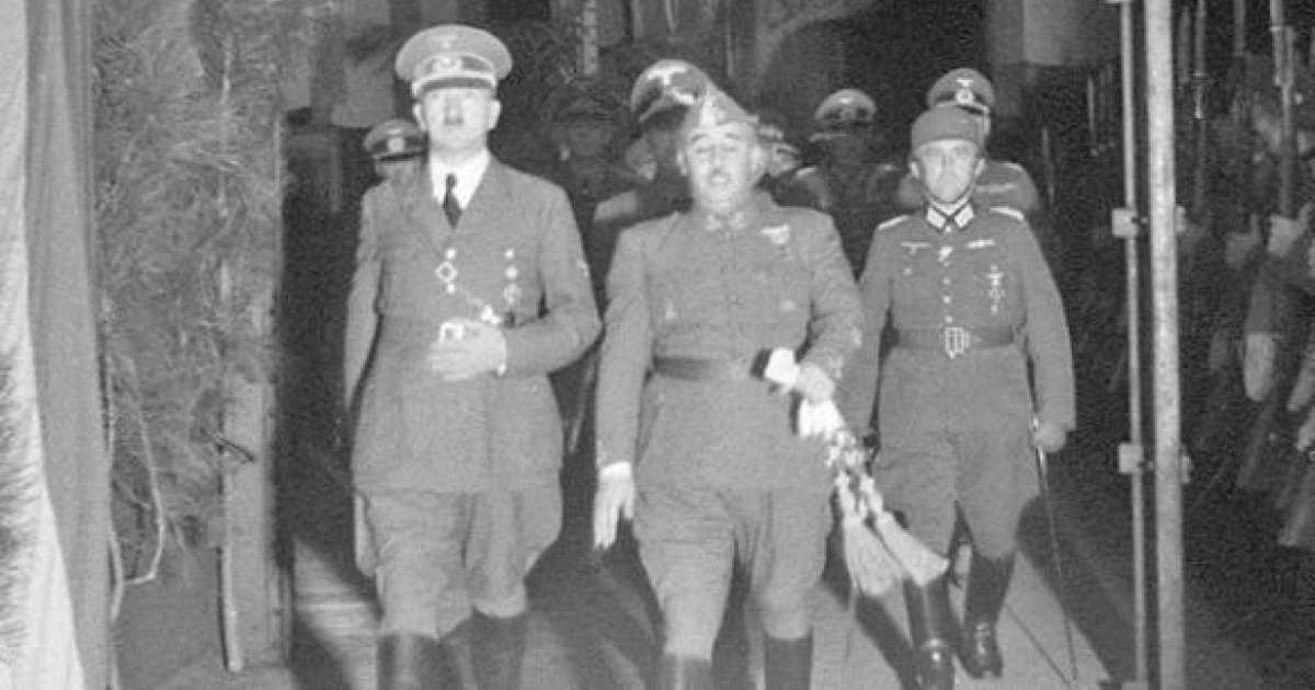 Franco en Hendaya: un error de traducción libró a España de entrar en la Segunda Guerra Mundial Franco en Hendaya: un error de traducción libró a España de entrar en la Segunda Guerra Mundial