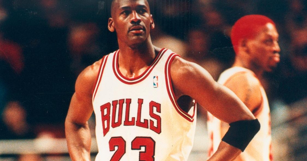 Unas zapatillas de Michael Jordan marcan precio récord en una subasta