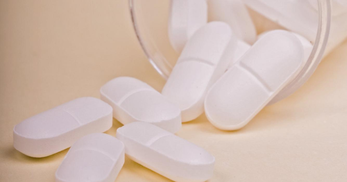 Paracetamol o ibuprofeno: ¿qué tomar cuando tenemos fiebre o nos duele la cabeza?
