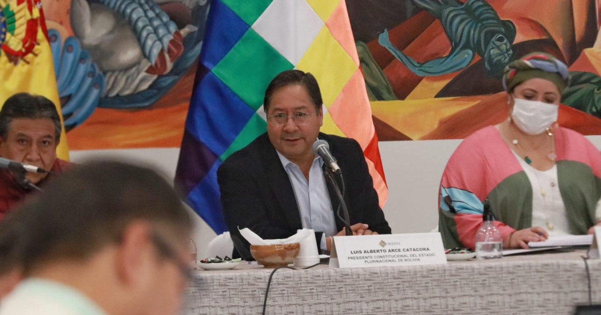 El presidente de Bolivia denuncia «un intento de golpe de Estado» tras ...