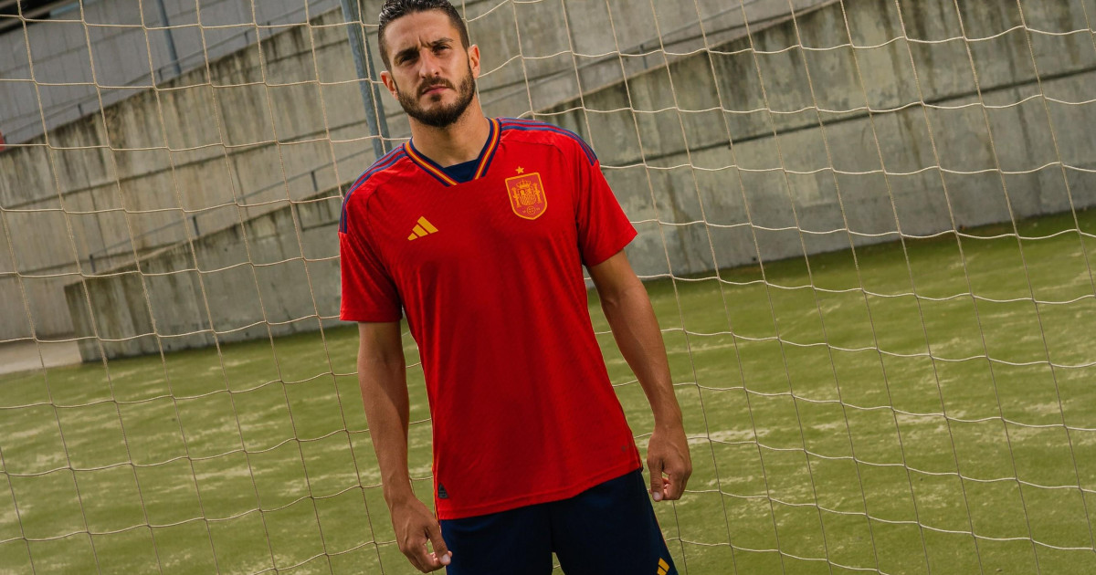 Prestador tempo Goneryl Esta es la camiseta con la que España jugará el Mundial de Qatar