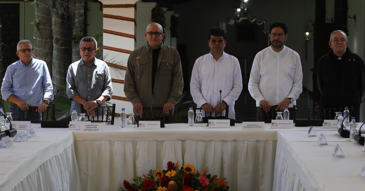 El Gobierno de Petro y la guerrilla del ELN acuerdan iniciar ...