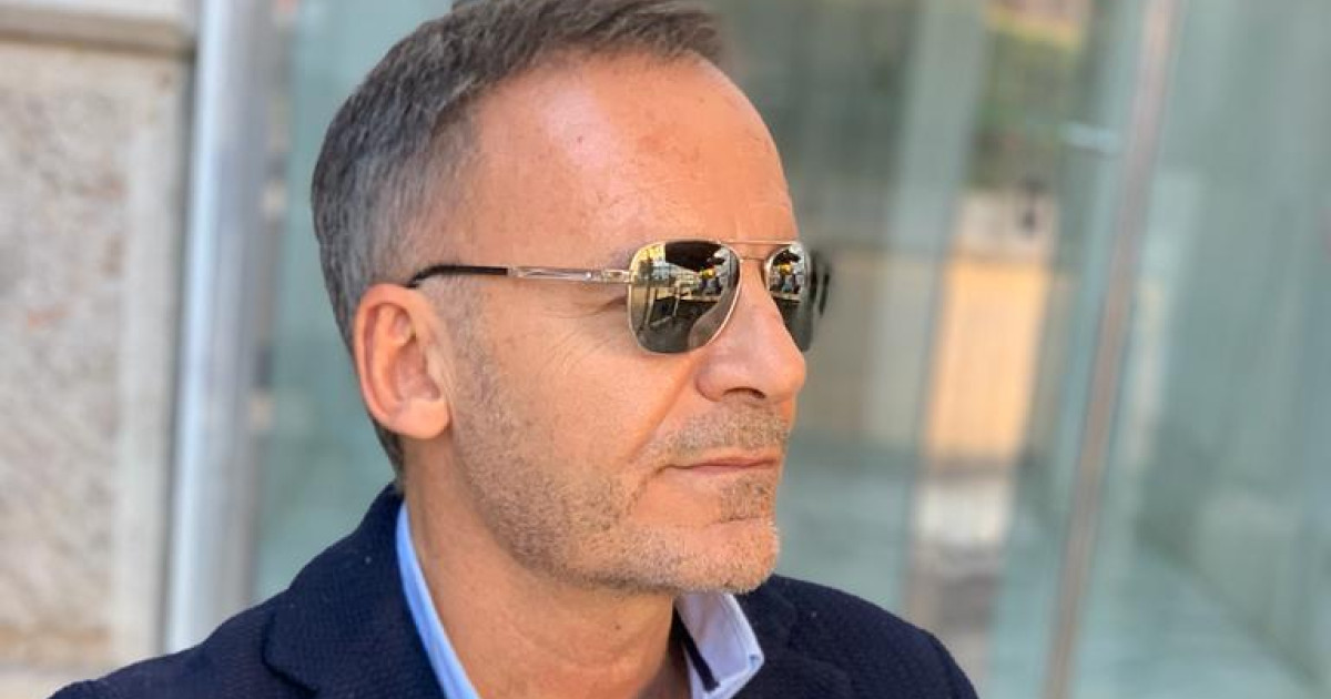 Arqueólogo Lujo tubería Ricardo Ferris, policía sancionado: «Sigo esperando que Marlaska acepte mi  reto de ver quién miente sobre delincuencia extranjera»