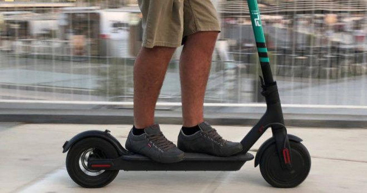 Detenido tras atropellar al conductor de un patinete eléctrico y darse ...
