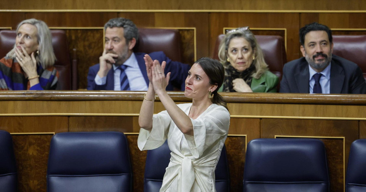 El Congreso aprueba la ley trans con la abstención de Carmen Calvo