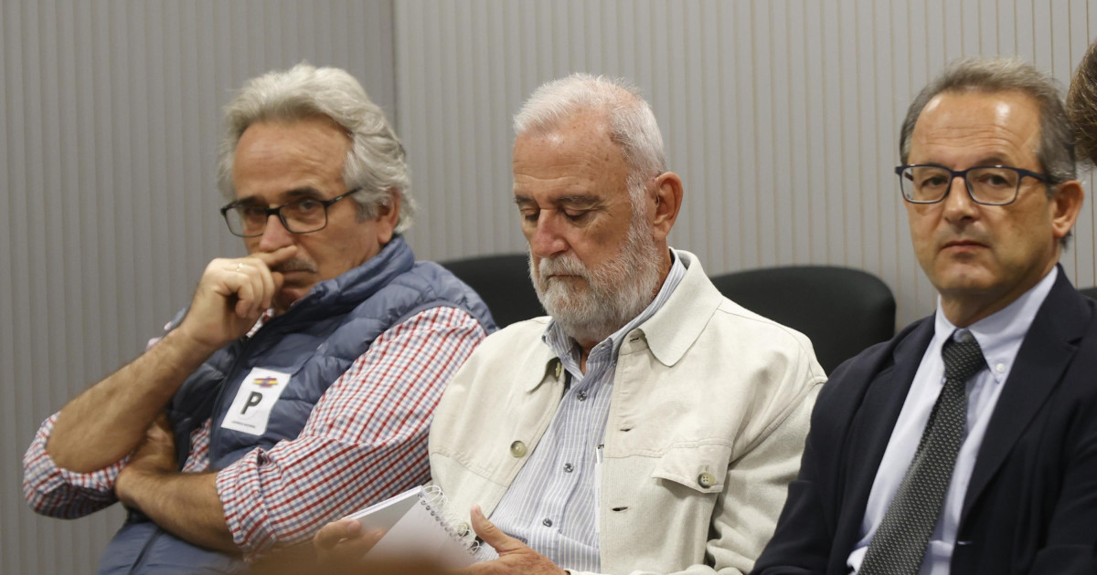 La Audiencia Nacional absuelve al PSOE e IU de las mordidas en el ...