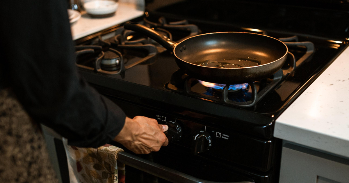 El acalorado debate sobre las cocinas de gas que se convirtió en un tema  político en EE.UU. - BBC News Mundo