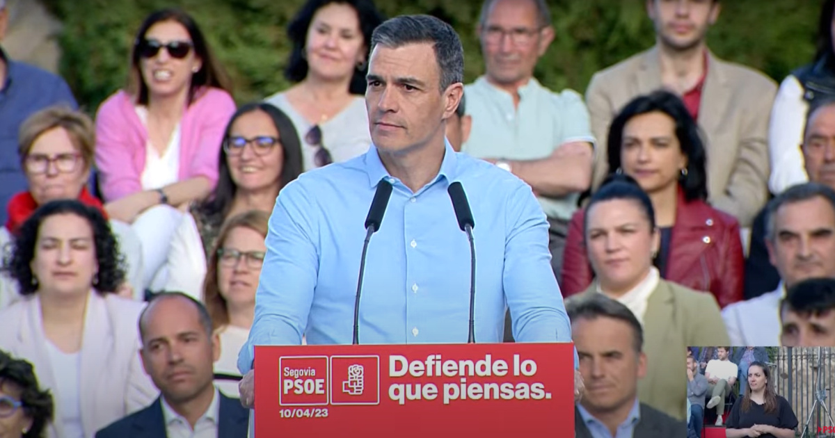 Varios jóvenes interrumpen un mitin de Sánchez y le afean su giro en el ...