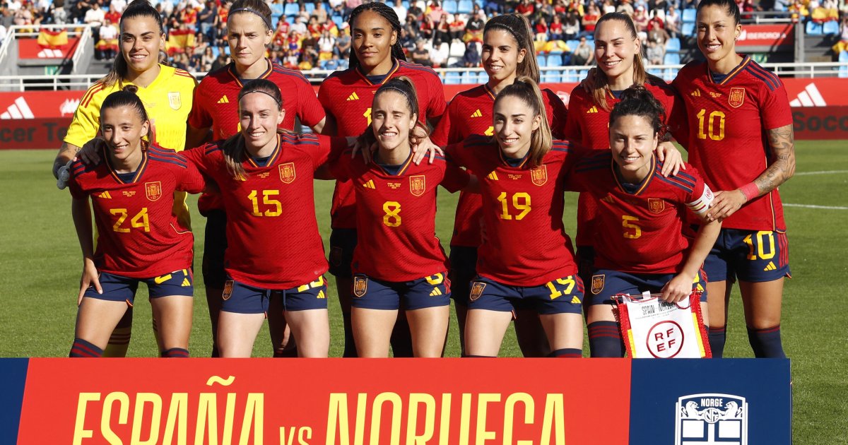 La feliz vida de la selección femenina sin las 15 futbolistas que renunciaron a España