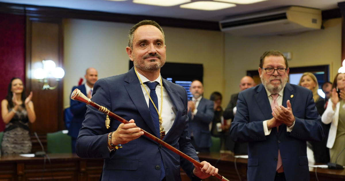 La exconcejal de Móstoles se querella contra el alcalde por presunto ...