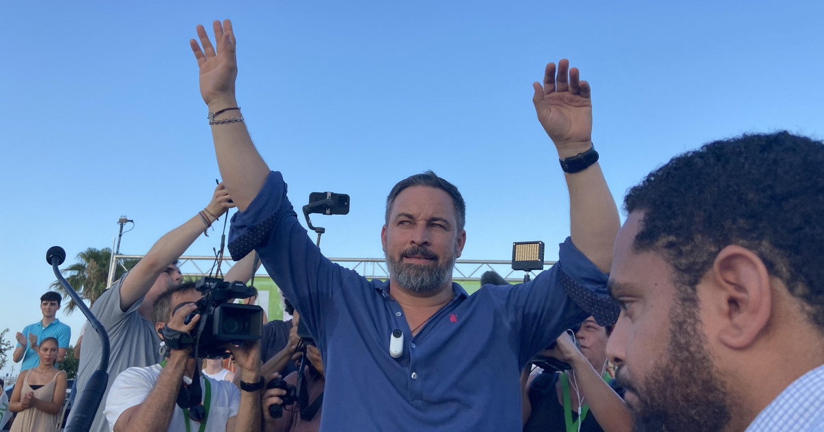 Abascal, sobre que gobierne la lista más votada: «Que el señor Feijóo ...