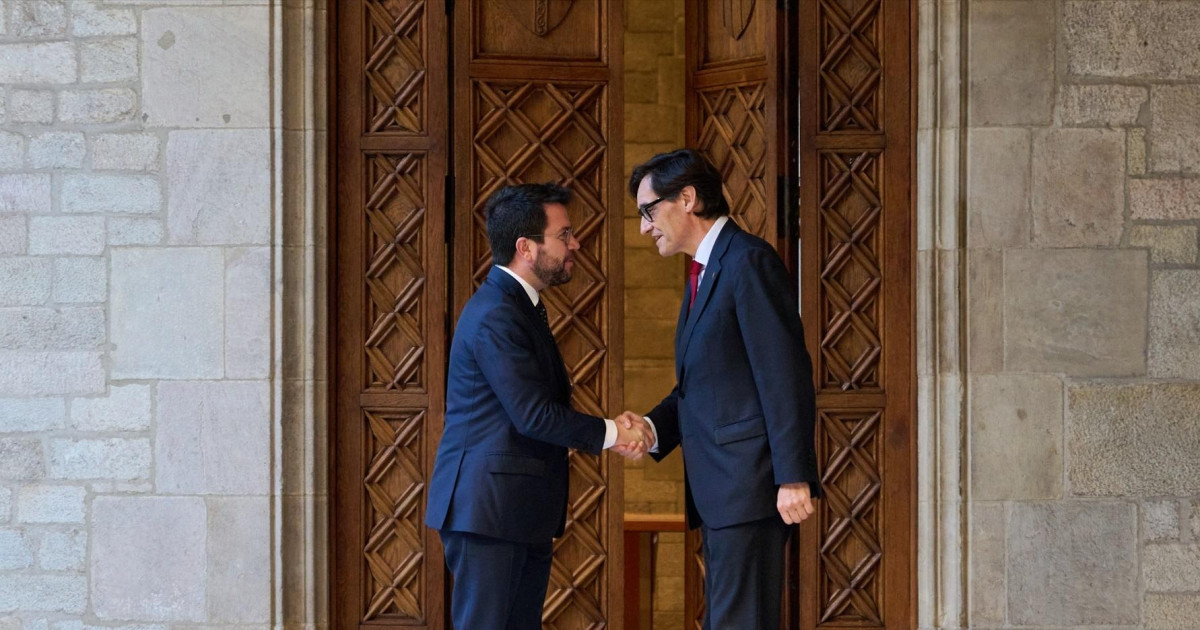 El PSOE firma 21 pactos con Junts y ERC para copar el poder en las ...
