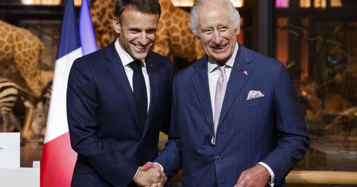 Carlos III concluye su visita a Francia con un discurso en favor del