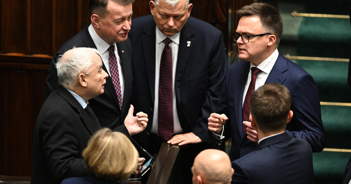 Polska jest w rękach lewicowego rządu „sygnalizacji świetlnej”.