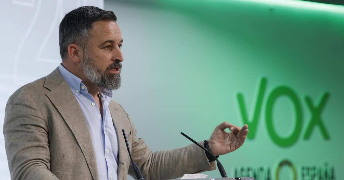 Abascal recuerda al PP que Vox ya propuso desplegar la Armada hace ...
