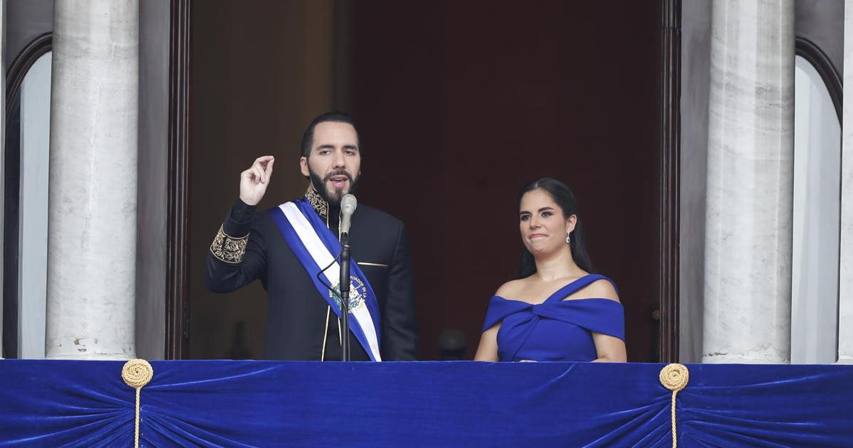 Bukele Ropa La casaca de prócer moderno que eligió Bukele para su toma de posesión
