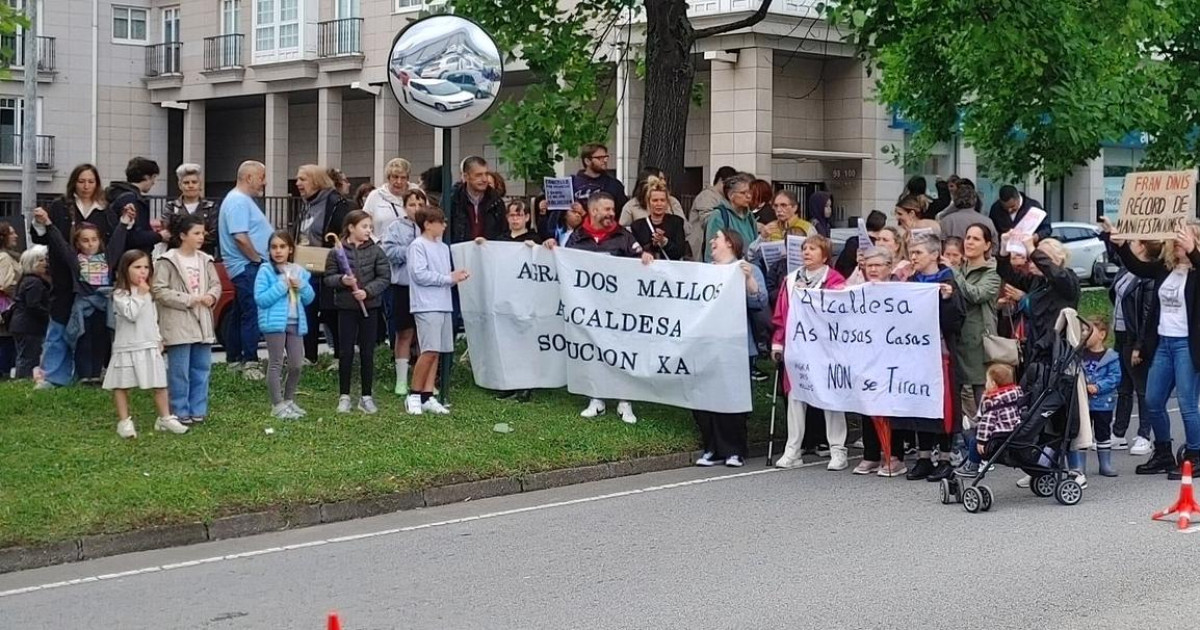 Las protestas se le acumulan a la alcaldesa de La Coruña: de la ...