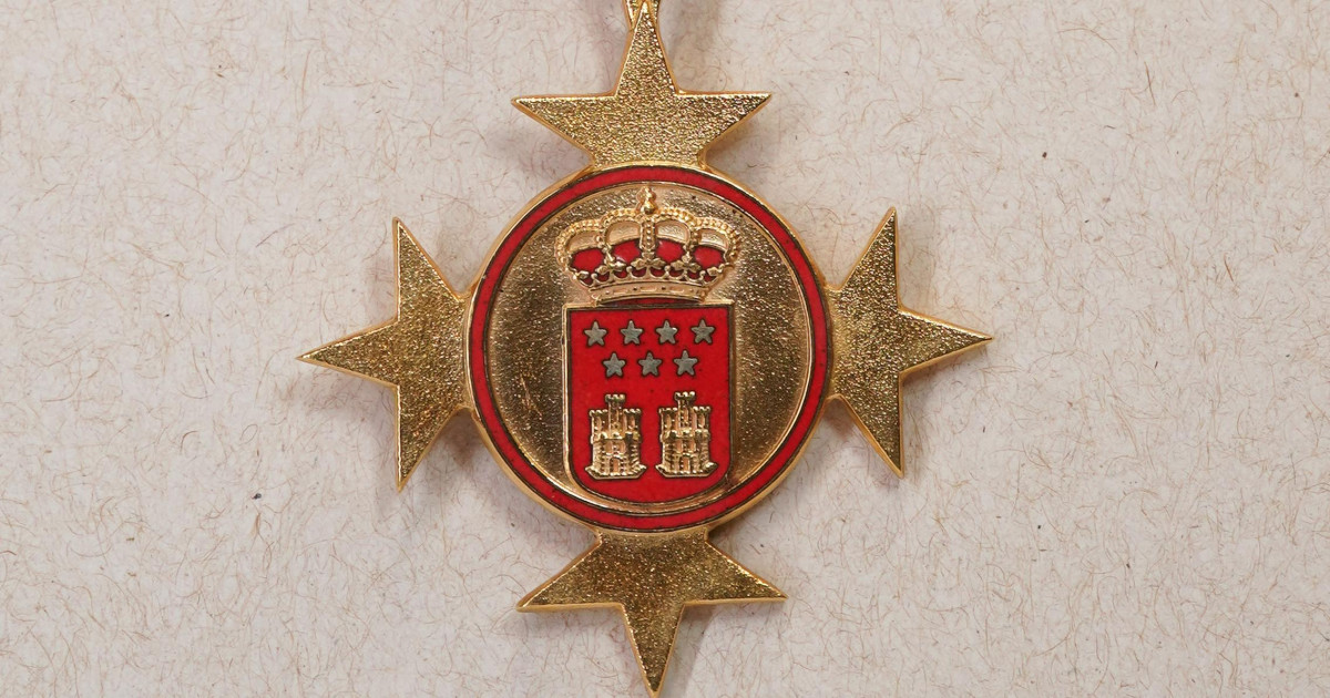 ¿Qué es la Medalla Internacional de Madrid que Ayuso entregará a Milei?