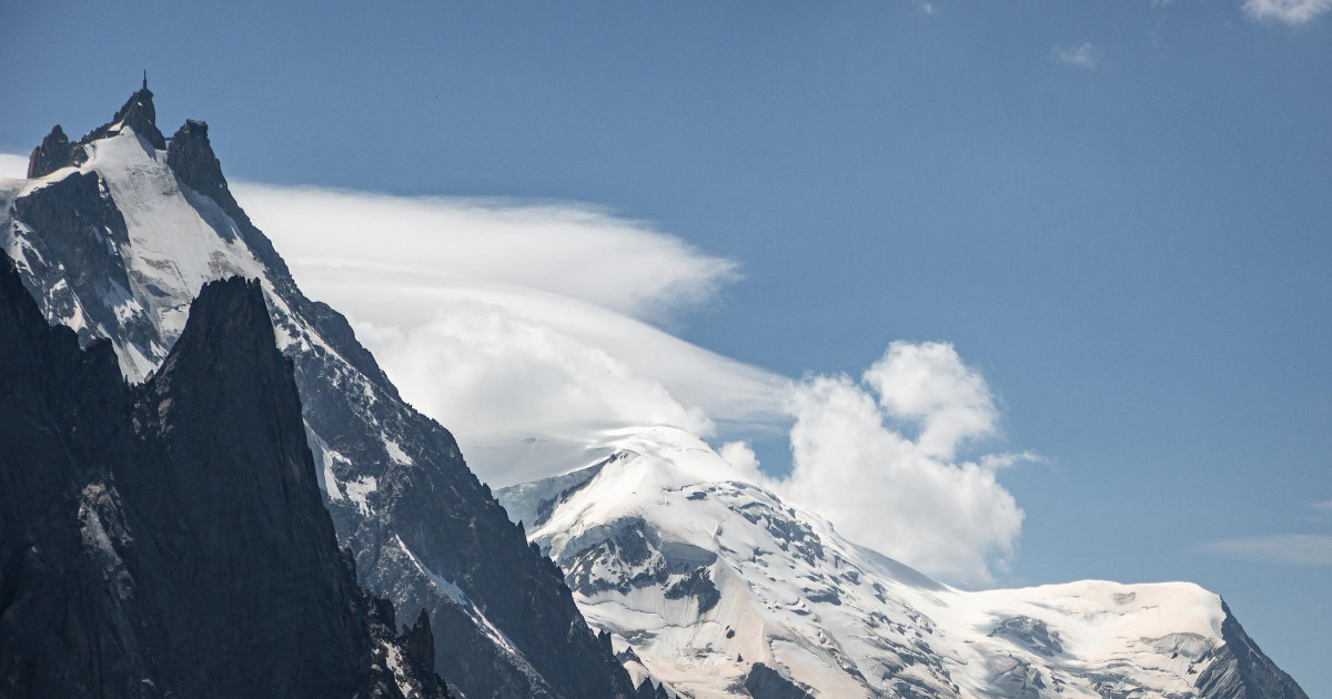 Mueren dos alpinistas españoles cuando escalaban en el macizo del Mont ...