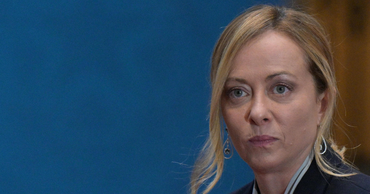 Lo scandalo in Italia per una rete guidata da un ex poliziotto che spiava la Meloni e altri politici