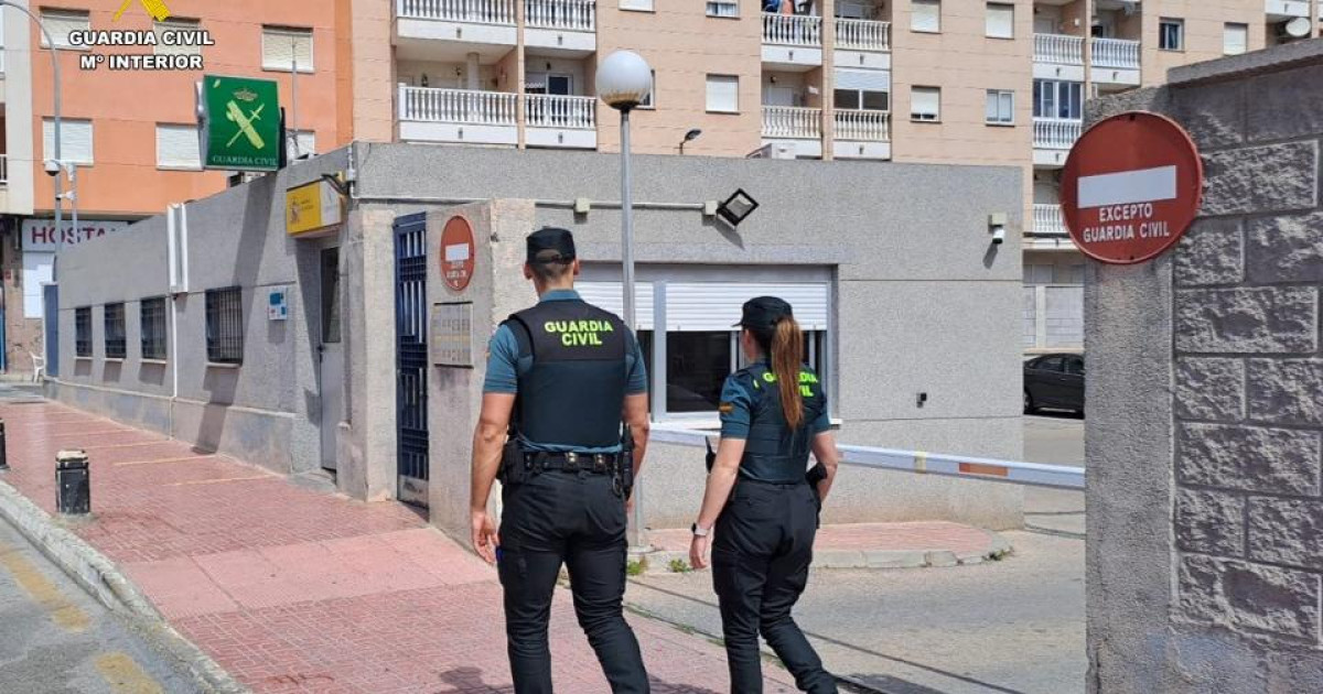 Muere un joven de 25 años tiroteado en plena calle en Torrevieja