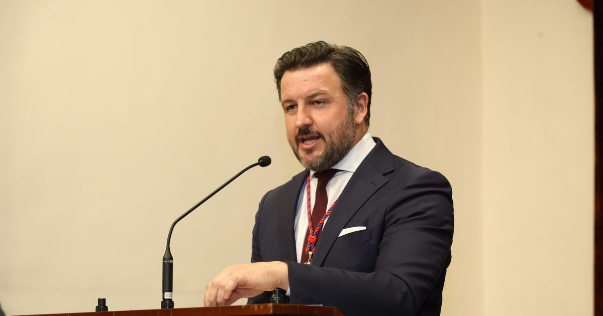 El alcalde de Elche estalla contra Óscar Puente: «No va a evitar que ...