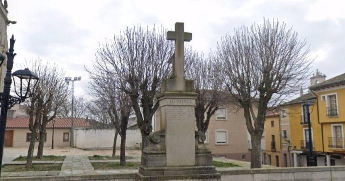 La izquierda quiere derruir una cruz en Palencia pese a que está ...