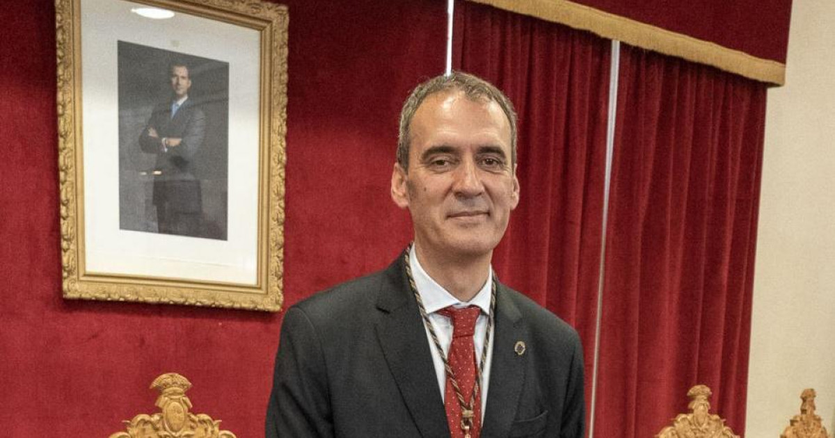 El alcalde socialista de Tui (Pontevedra) se someterá a una cuestión de ...