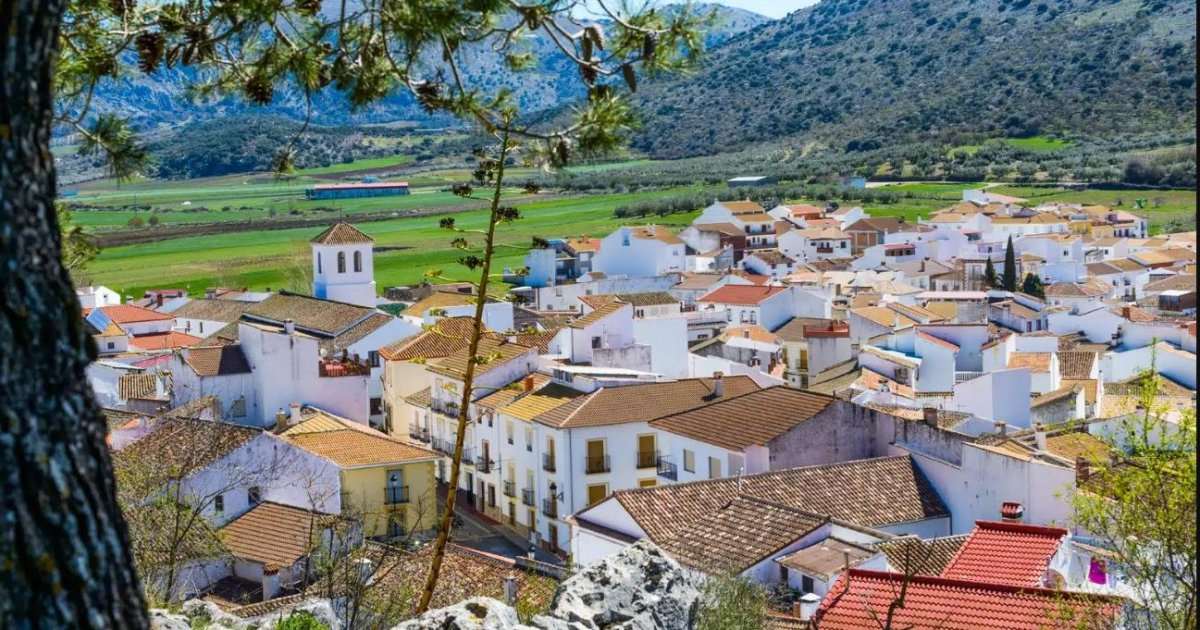 Lucia Rural La Andalucía rural se publicita como alternativa a la ciudad para ...
