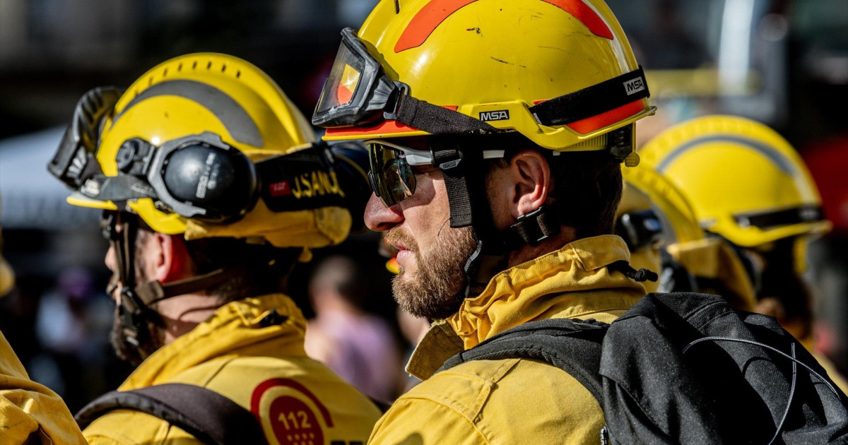 Los bomberos forestales de Madrid interrumpen su huelga y convocan una ...