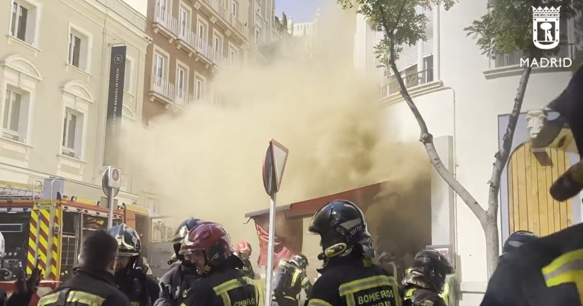 Dos bomberos graves en la extinción de un incendio de un restaurante en ...