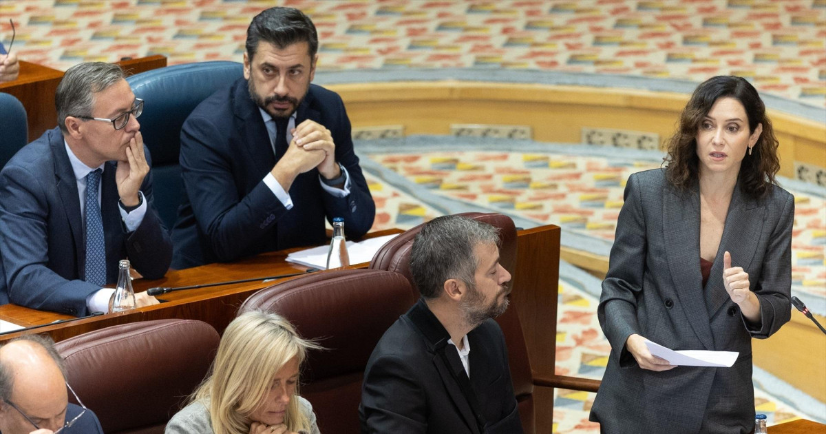 Ayuso acusa a la izquierda de querer listas negras de médicos como ...