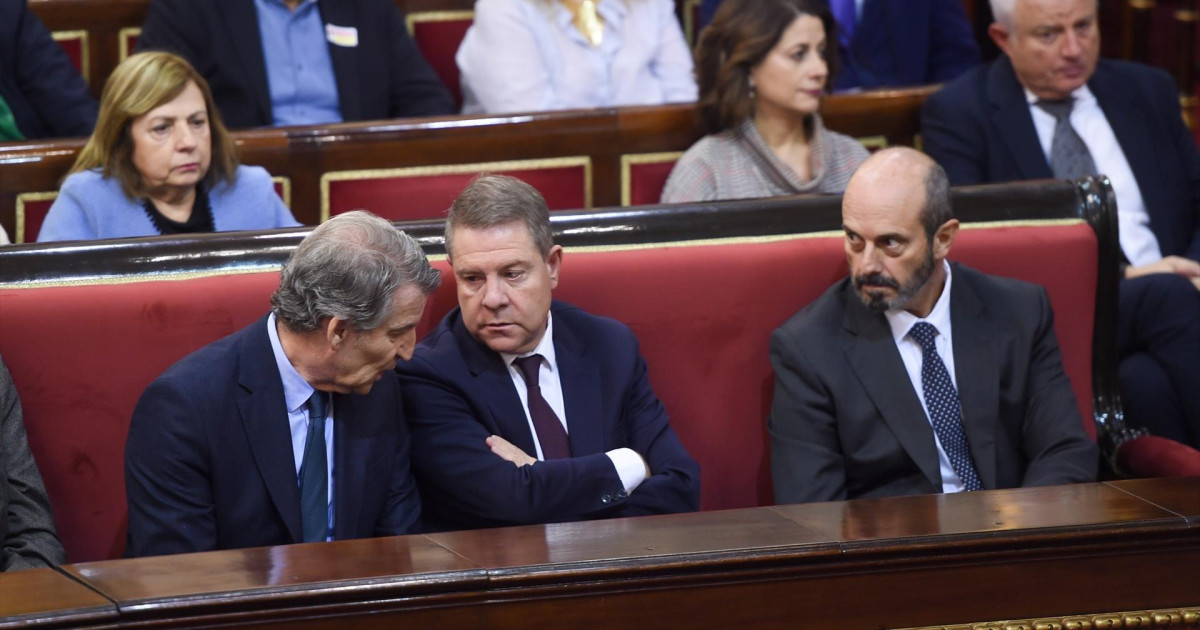 Vox acusa a PP y PSOE de “tejer pactos en la sombra” mientras Page y ...