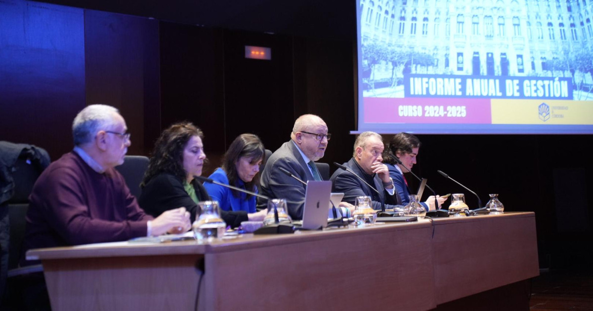 El rector rinde cuentas de su gestión ante el Claustro de la ...