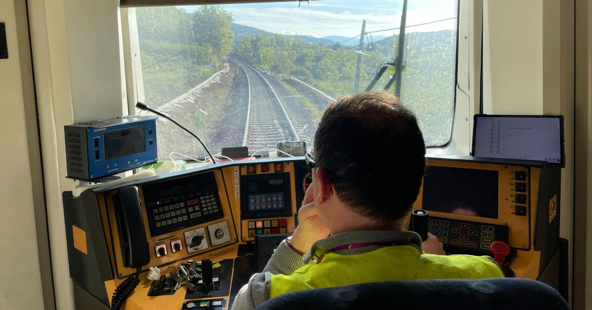 Un maquinista que pasa habitualmente por Adamuz sugiere que «se ha partido una soldadura» de la vía