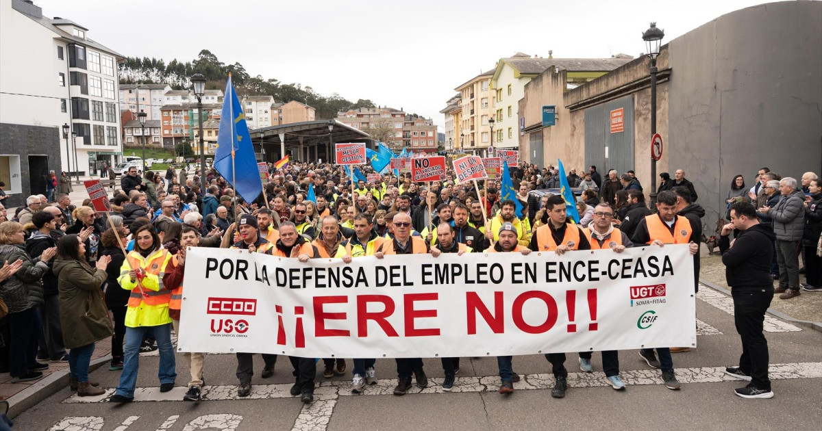 Protestas en Navia por el ERE de Ence, que afecta a casi un tercio de ...