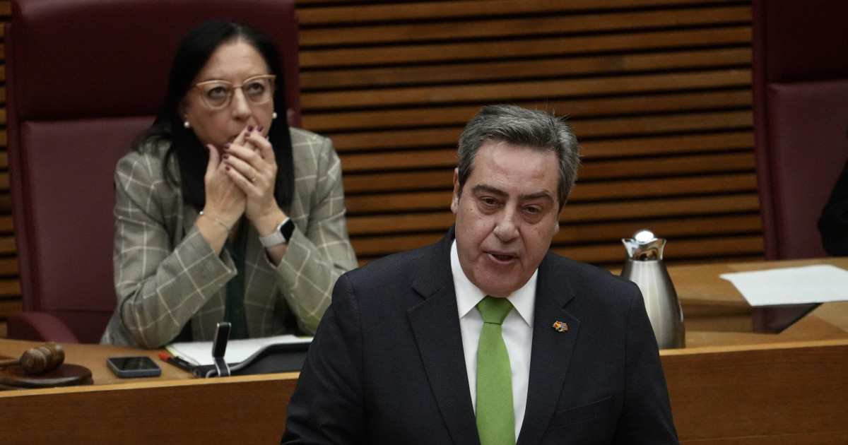 Las encuestas electorales disparan a Vox a la espera de sus candidatos ...
