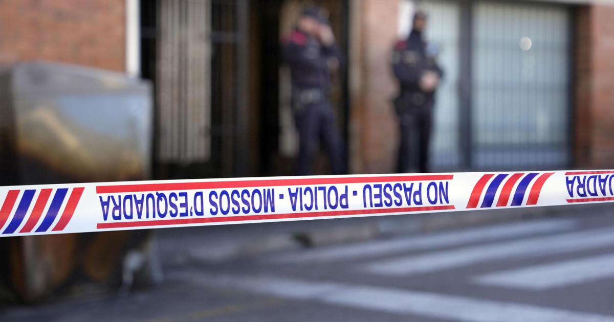 Un hombre mata a cuchilladas a su expareja en plena calle en Figueres ...