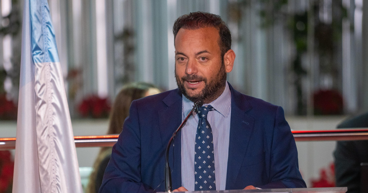 Dimite el alcalde socialista de La Algaba tras las denuncias por acoso ...