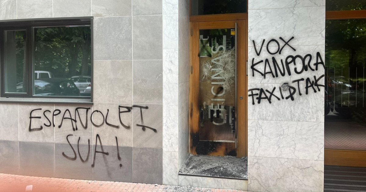 Vox denuncia el intento de quemar su sede en Vitoria, tras el ataque ...