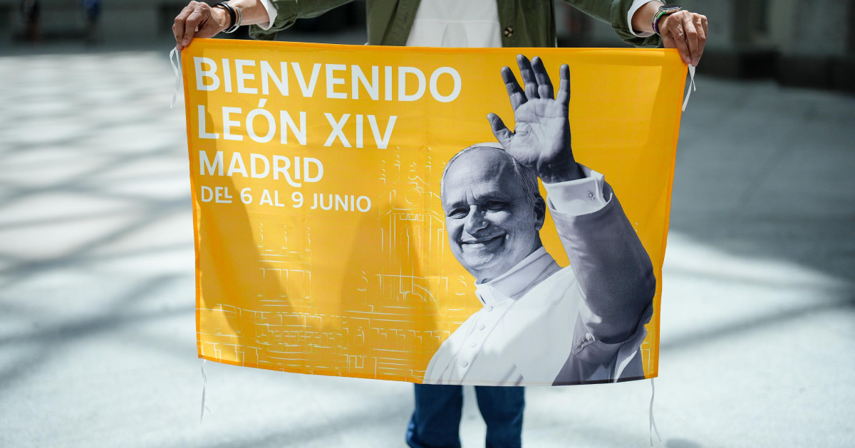 Qué significa «Alzad la mirada», el lema de la visita a España del Papa ...