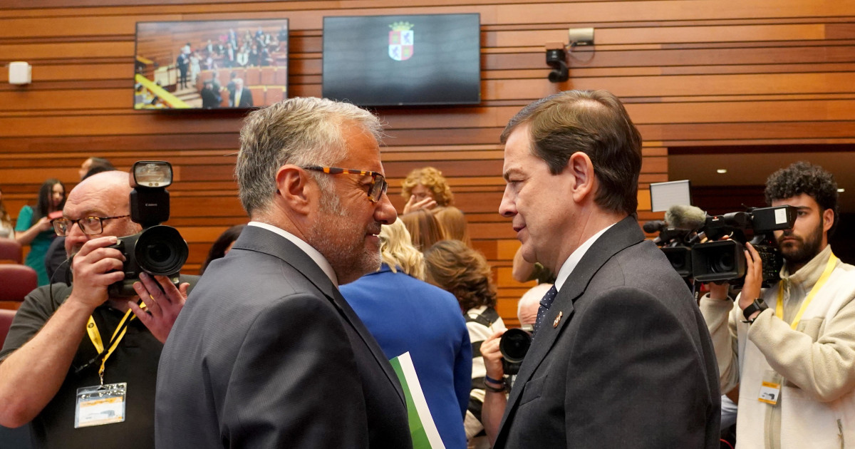 PP y Vox alcanzan un acuerdo de gobierno en Castilla y León