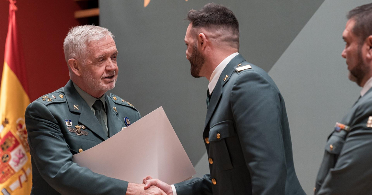 El DAO de la Guardia Civil ordenó ponerse de perfil en los asuntos con  «afectación política» como el del hermano de Sánchez