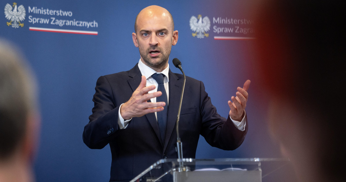 Photo: eldebate.com France Expels Two Iranian Diplomats Over Tehran Assault on French Officials