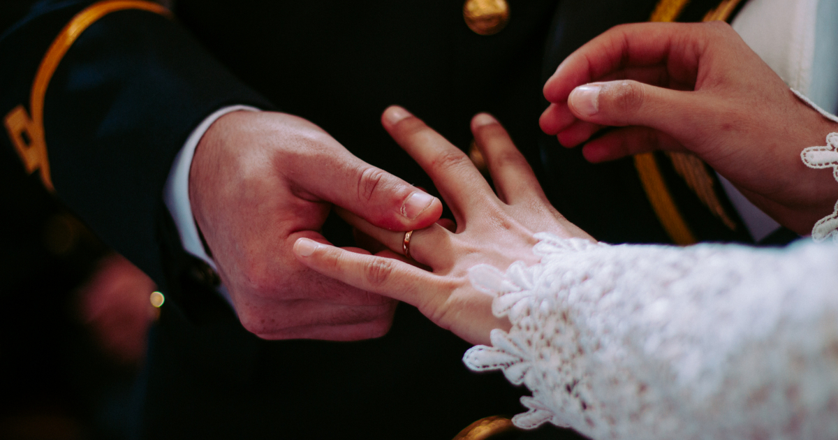 Las parejas que conviven antes del matrimonio tienen más riesgo de  divorciarse, según un estudio