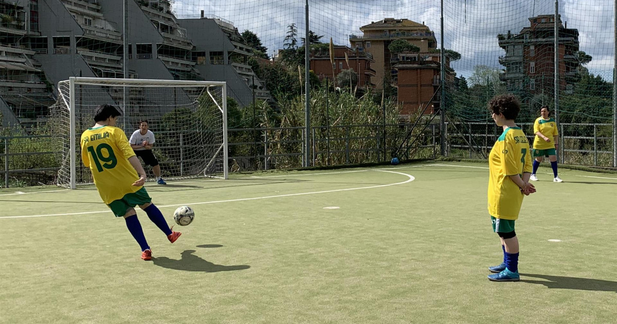 Las mejores botas para pies estrechos - Blogs - Fútbol Emotion