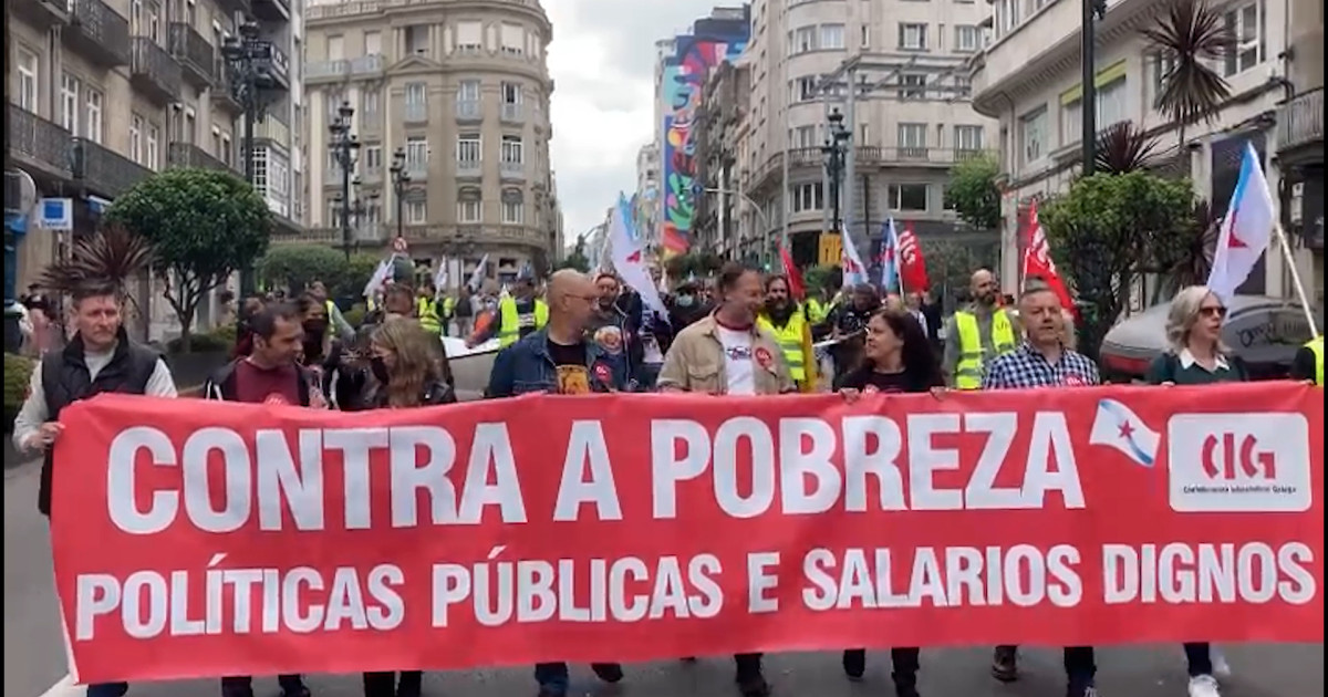 Cientos de personas se manifiestan este 1 de mayo en Vigo