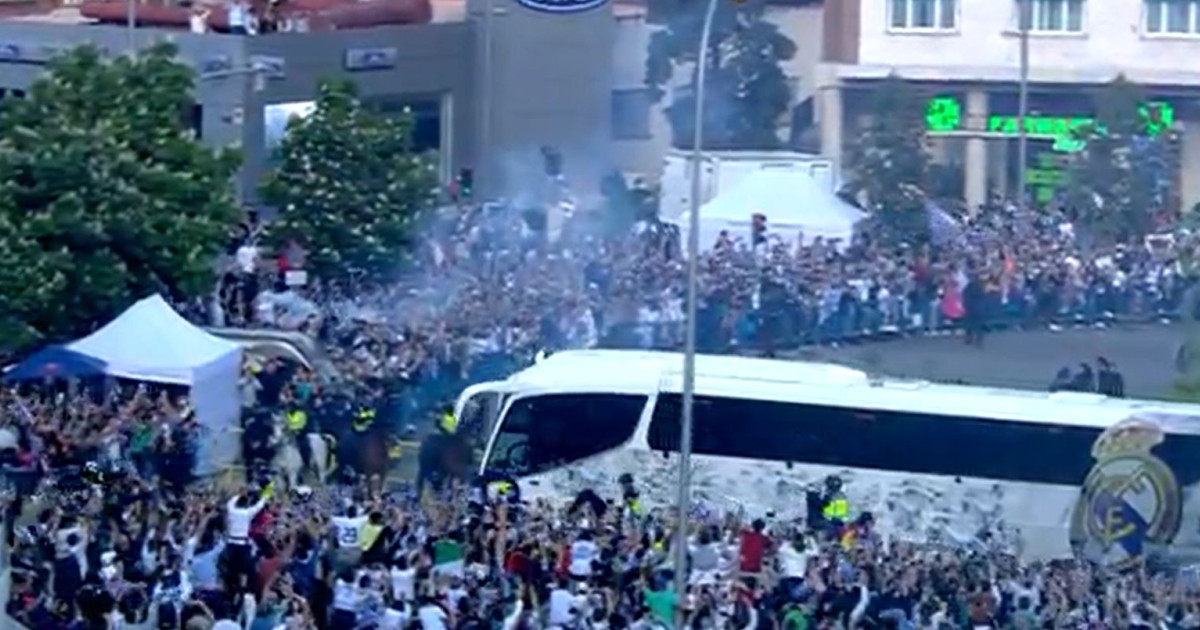 Así fue el espectacular recibimiento de la afición al Real Madrid a su ...