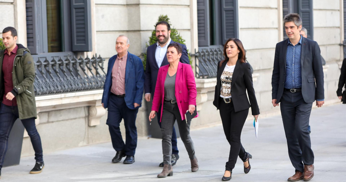 El Gobierno pacta con Bildu subir las pensiones no contributivas un 15 %