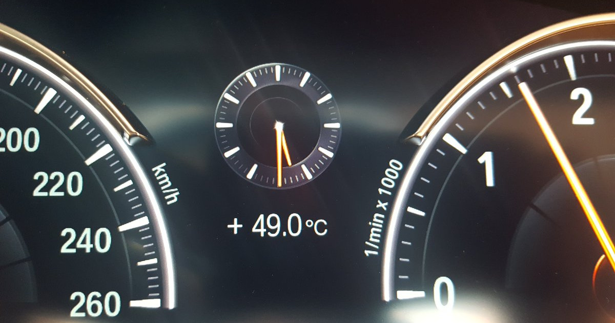 Termómetro en el coche